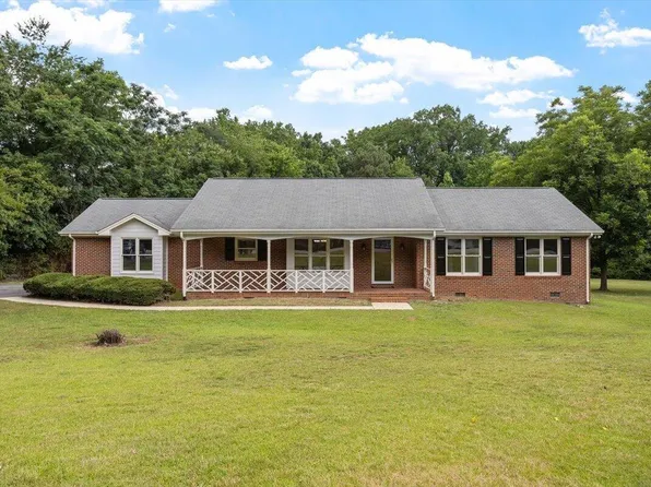 805 Rand Rd, Garner, NC 27529