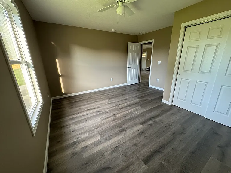 516 Cherry Ln — Photo 6