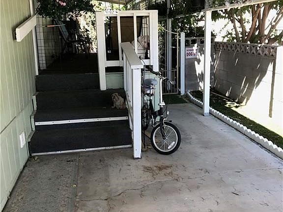 carport and side covered porch