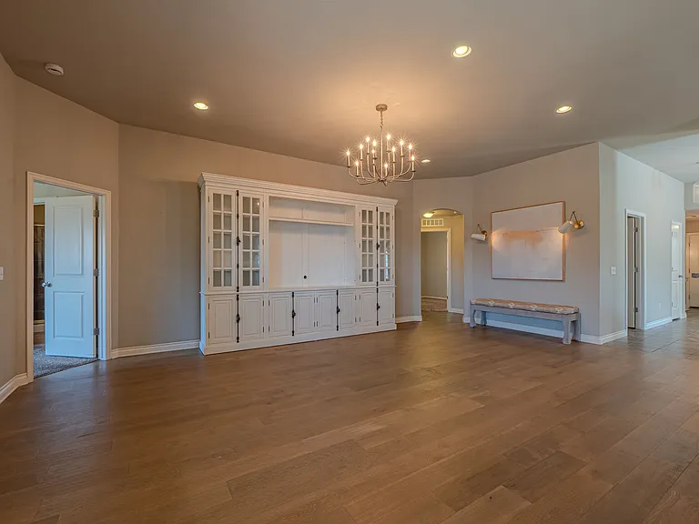 19213 Blanco Dr — Photo 15