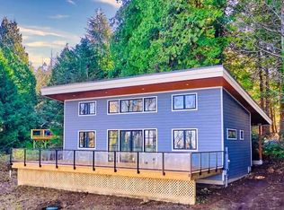 1897 Cliff Rd, Point Roberts, WA 98281