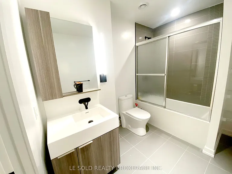 127 Broadway Ave #704-2 — Photo 11