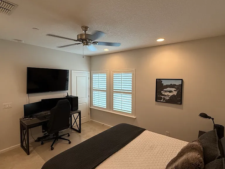 60 Canary Palm Ct — Photo 15