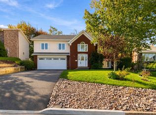 26 Castlewood Dr, Cole Harbour, NS B2V 2J9
