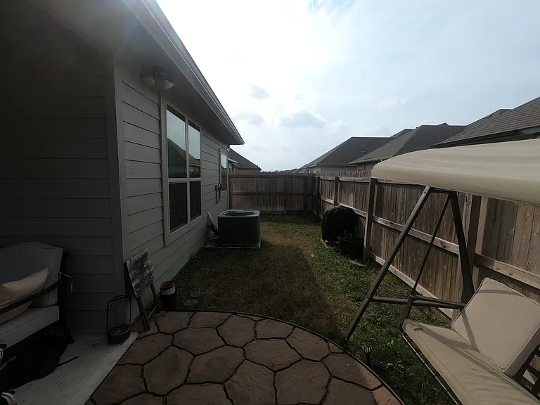 835 Mineral Wells Ln — Photo 24