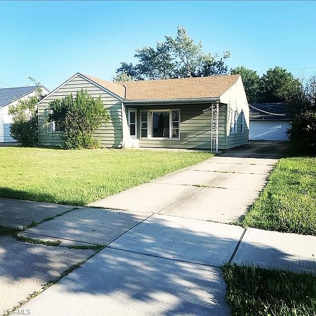 1st image of 18212 Kares Ave