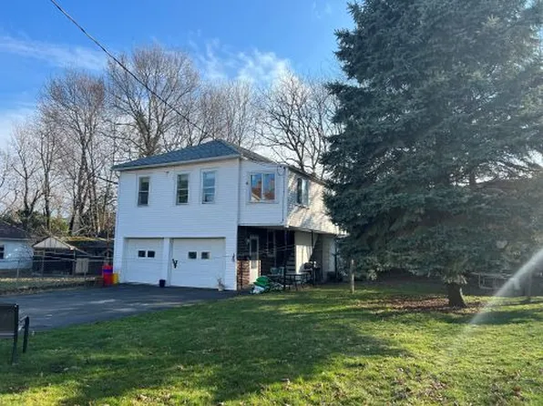 509 Miles Ave, Dickson Cty, PA 18447