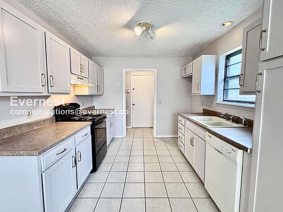 2nd image of 3208 S 137th East Ave