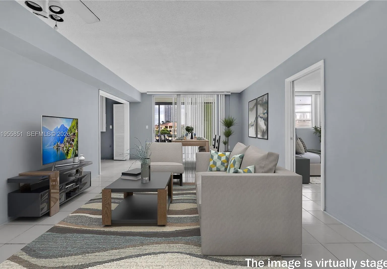 Point East Sec 4 Condo — Photo 1