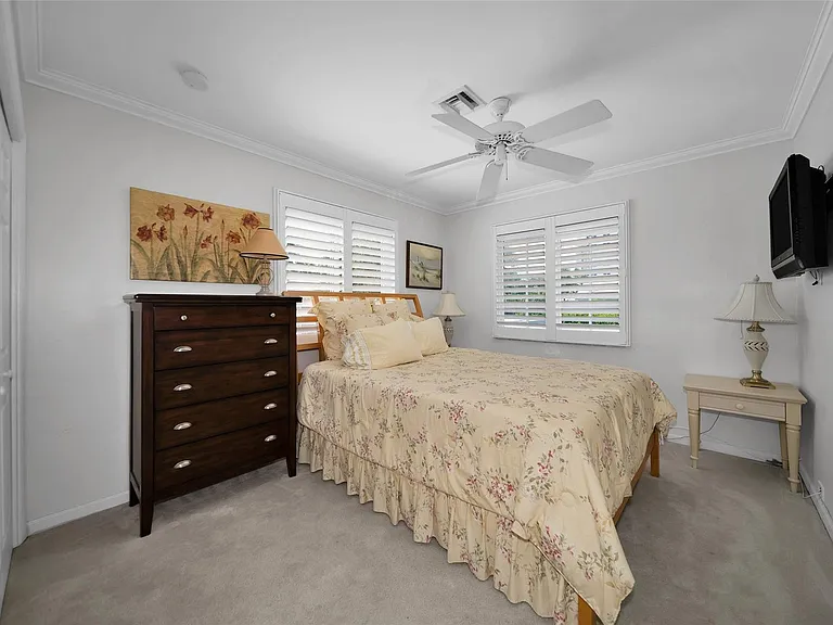 5400 N Ocean Blvd #32 — Photo 21