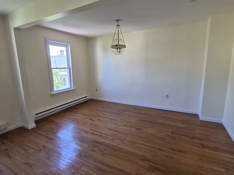 2010 Kerrigan Ave #2 — Photo 10