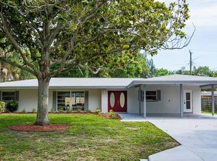 2724 Fort Worth St, Sarasota, FL 34231