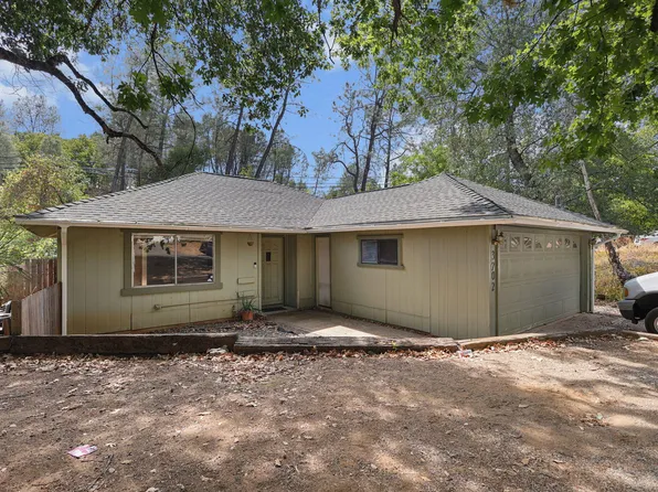3702 Laurel St, Shasta Lake, CA 96019