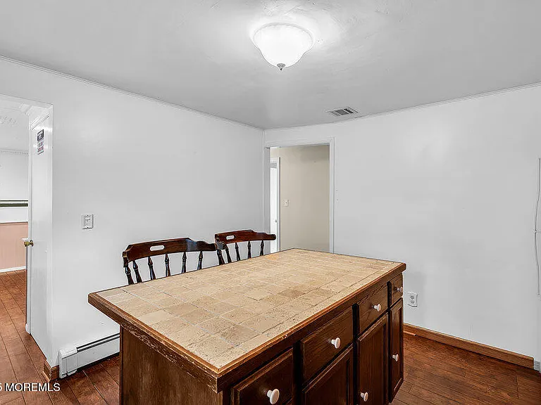 918 Charles Dr — Photo 24