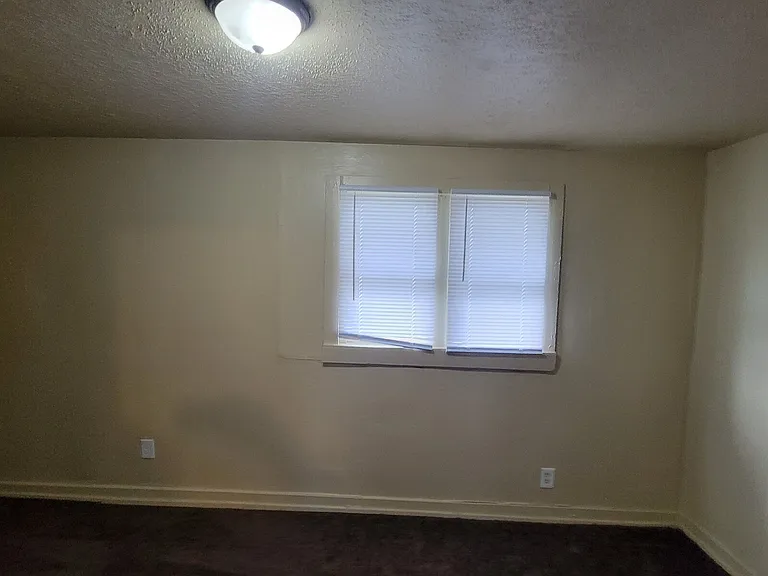 1728 Milburn St — Photo 3