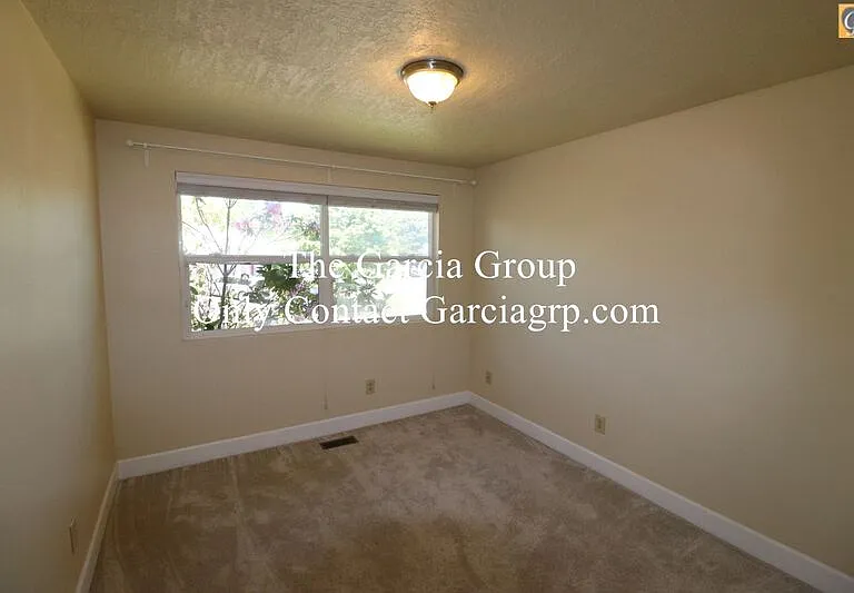 20540 NW Highland Ct — Photo 32
