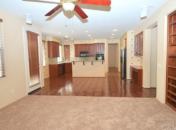 5th image of 37648 Oxford Dr