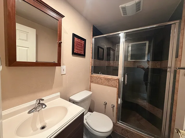 1138 Glenelder Ave — Photo 8