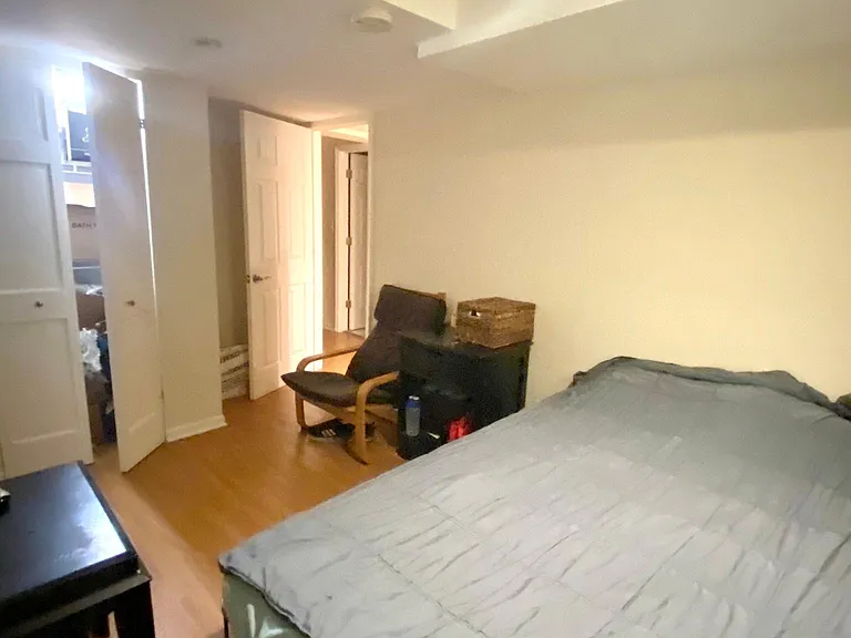 2845 N Southport Ave #G — Photo 14