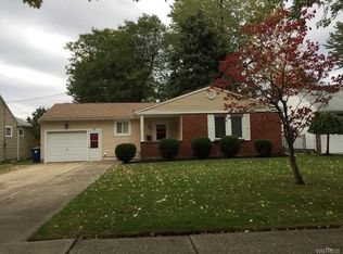 397 Lakewood Pkwy, Amherst, NY 14226