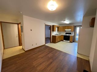 216 E 3rd St #2, Winona, MN 55987