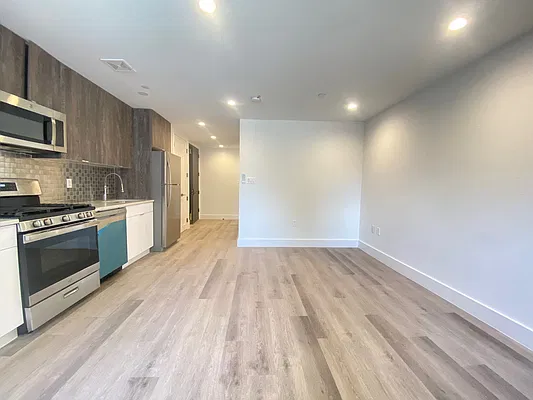 Rented by Dream Space Realty | media 5