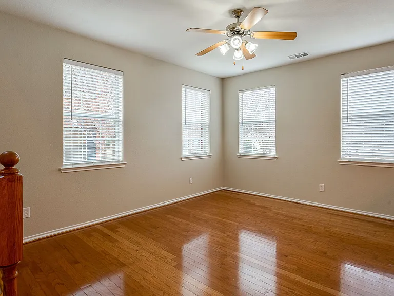 4168 Kyndra Cir — Photo 7