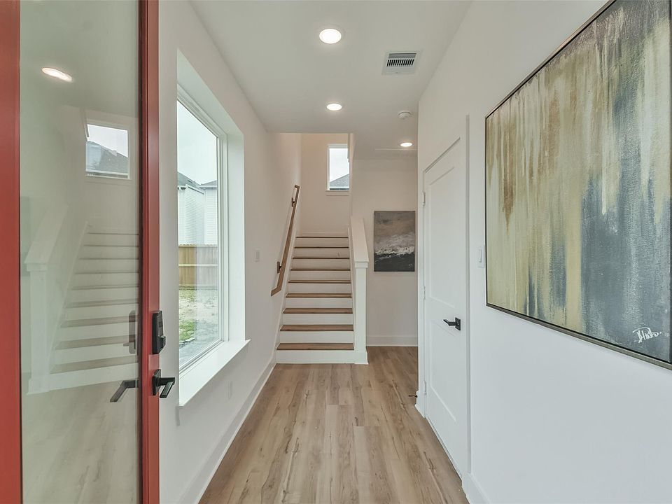 4820 Pinemont Dr Houston TX Zillow