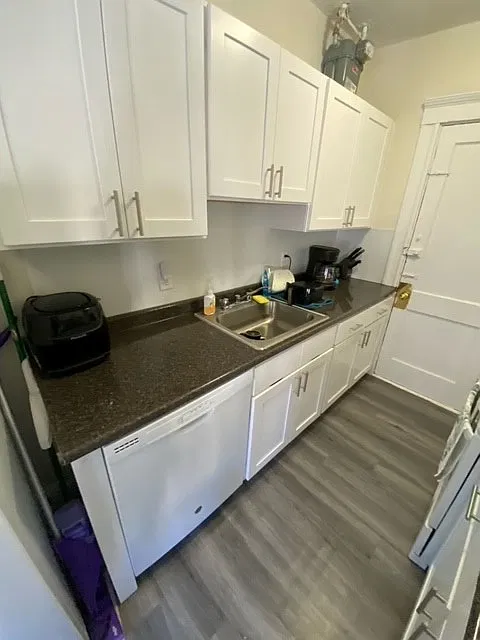 1 bed, 1.0 bath, $2,450 — Photo 2