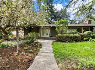 10382 SW Ridgeview Ln, Portland, OR 97219