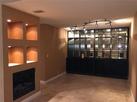 3rd image of 3355 Emerald Oaks Dr #101