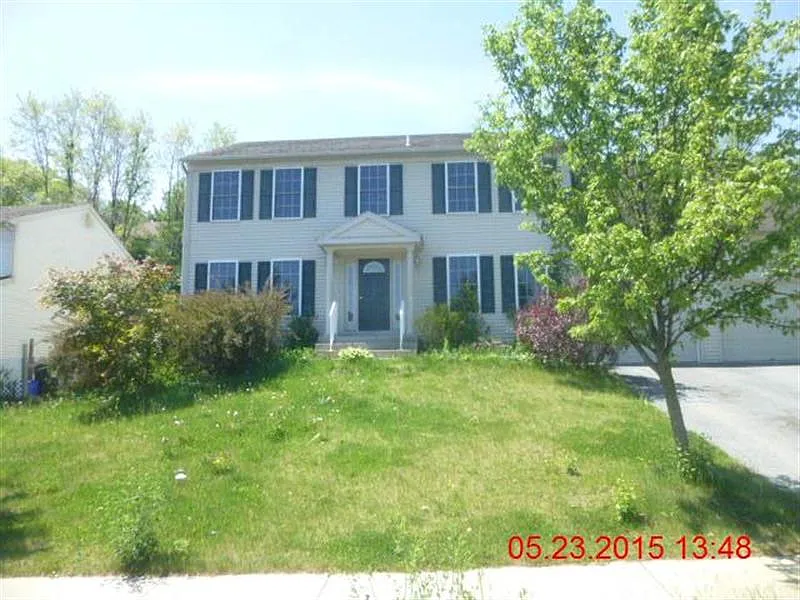 4810 Dunham Dr photo 1