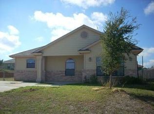 609 Masterson Rd, Laredo, TX 78046