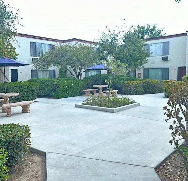 Villa Capri Apartments — Photo 1