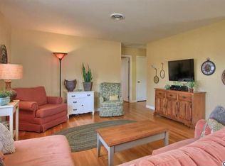 104 Robin Rd, Hershey, PA 17033