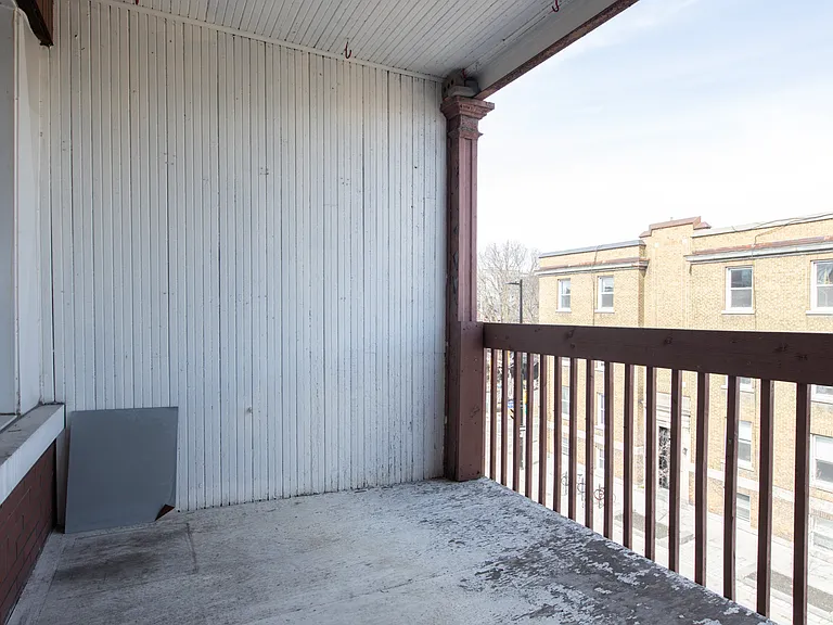404 Elgin St — Photo 26