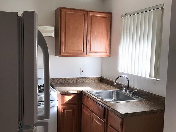 4th image of 5224 Cartwright Ave APT 4