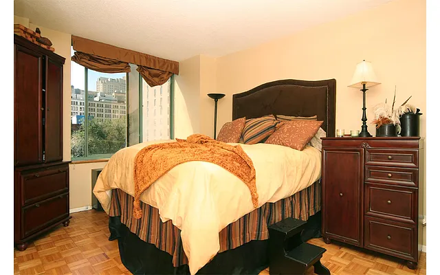 Sold by Douglas Elliman | media 7
