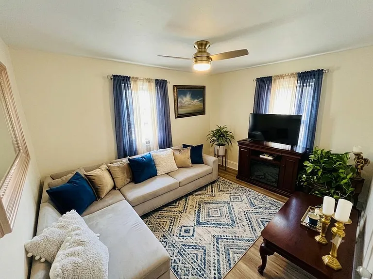 63 Benson St #2 — Photo 6