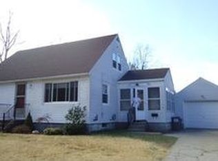 2 Bay Ave, Easthampton, MA 01027