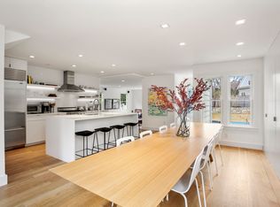 12 Center Rd, Old Greenwich, CT 06870