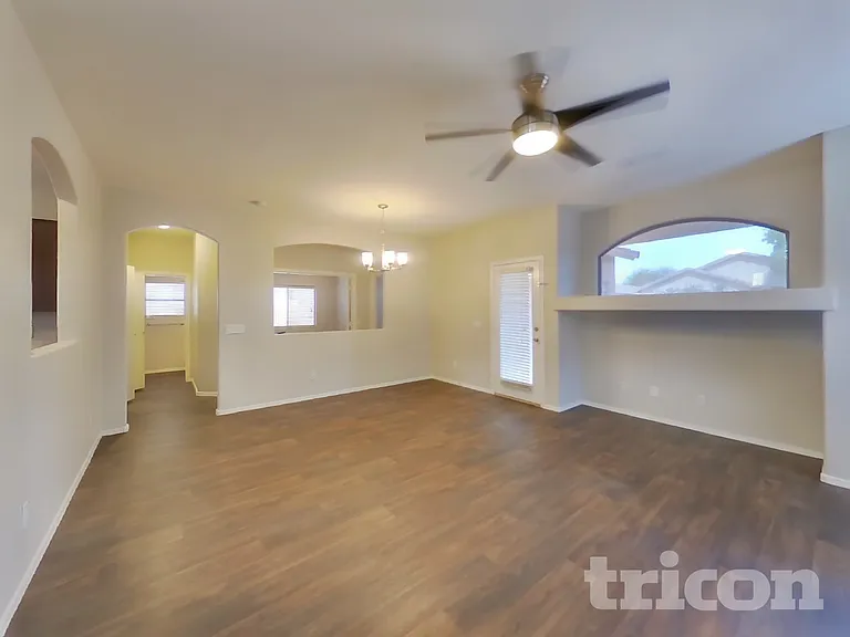 8418 W Sonora St — Photo 4