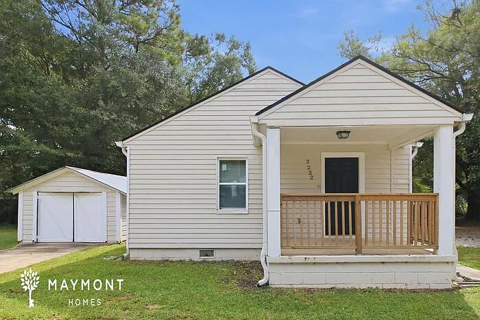 2 bed, 1.0 bath, 840 sqft, $1,495 — Photo 1