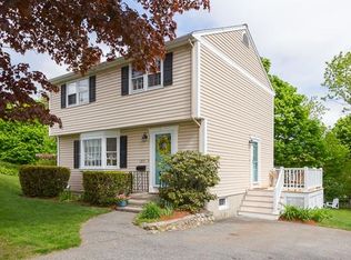 103 Wendell St, Winchester, MA 01890
