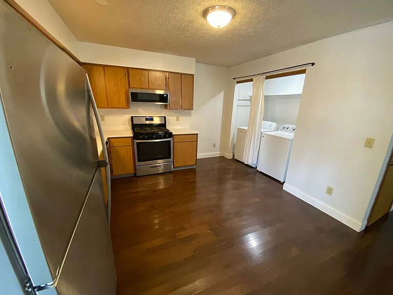 Chittenden Ave 76 MLR — Photo 13
