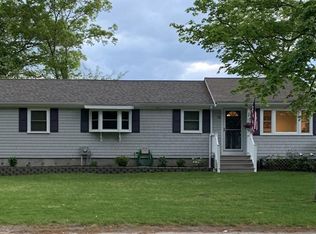 13 Cromesett Rd, Wareham, MA 02571