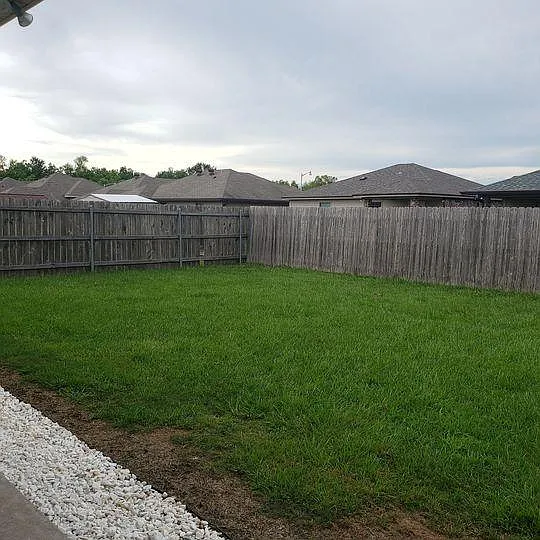 102 Sabine Dr — Photo 22