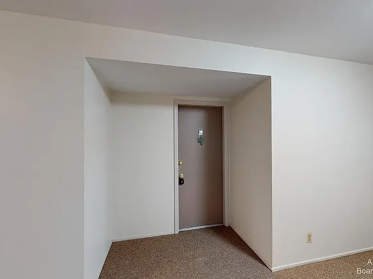 2124 Pauline Blvd #108 — Photo 2