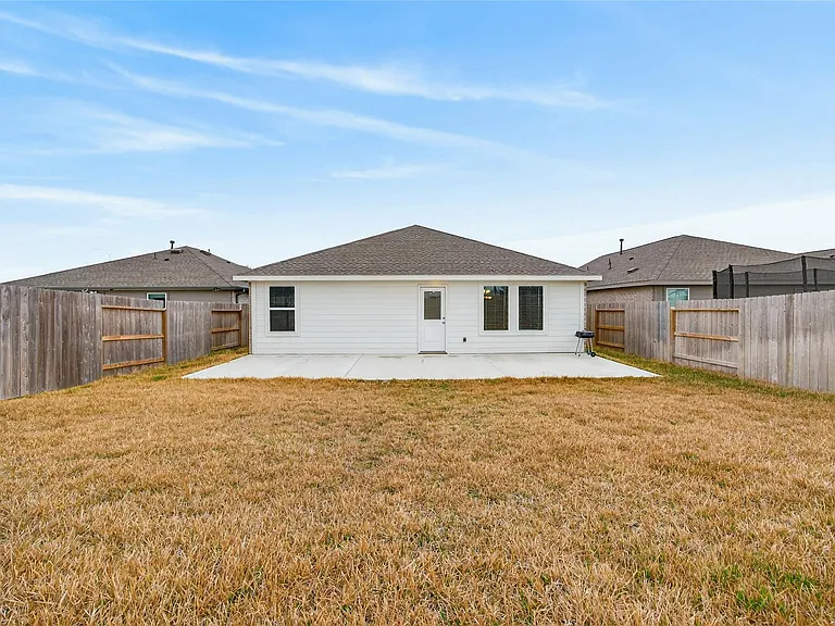 6523 Water Oak Green Ln — Photo 31