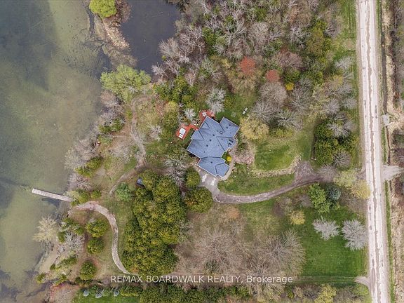 4th image of 212 Sheldon Rd